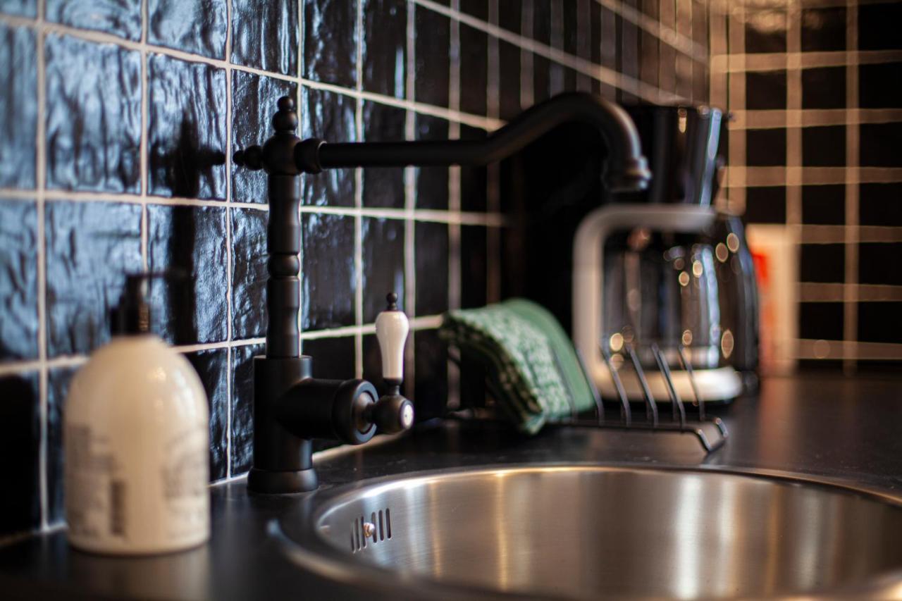 Luxury Suites Meir By Rikas Hotels アントウェルペン エクステリア 写真